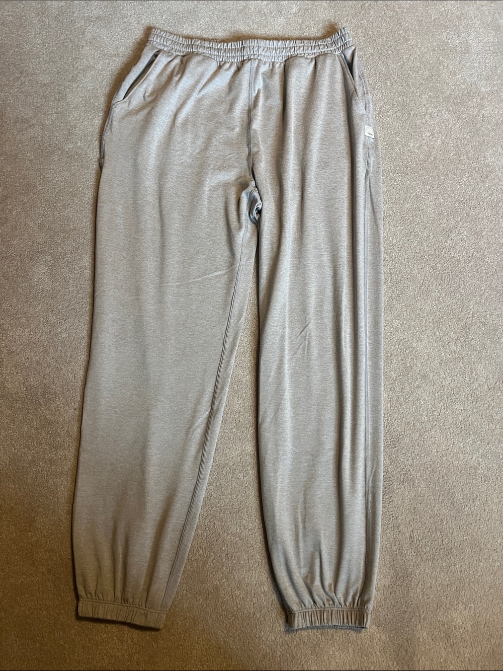 Vuori Light Heather Gray Women's Jogger Pants with Drawstrings